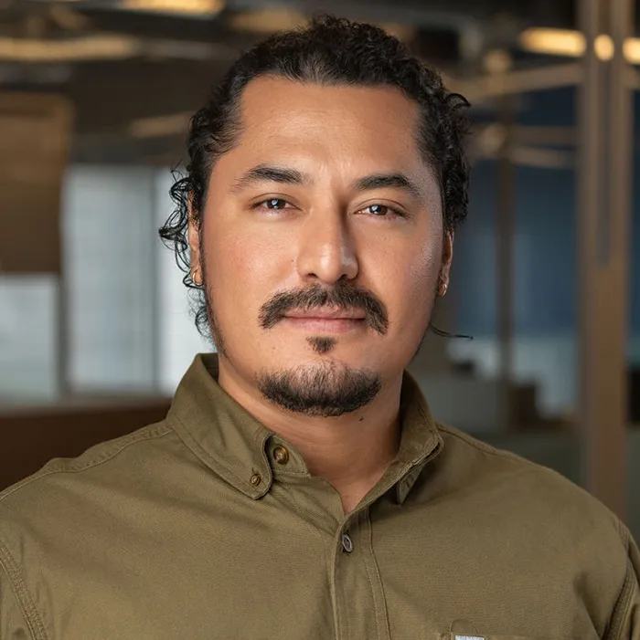 Zeus Flores